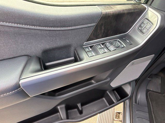 Used 2026 Ford F350 Lariat AWD/4WD image 17