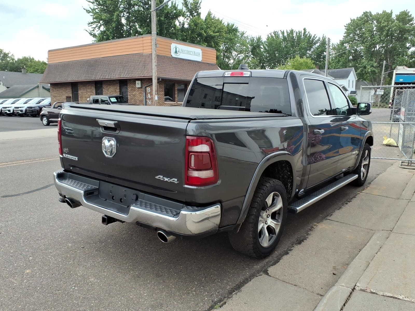 Used 2019 RAM 1500 Laramie AWD/4WD image 6