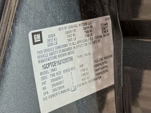 Used 2018 Chevrolet Colorado LT w/ LT Convenience Package image 32