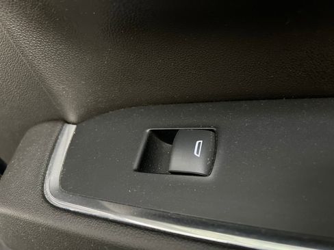 Used 2023 Chevrolet Silverado 1500 LT image 20