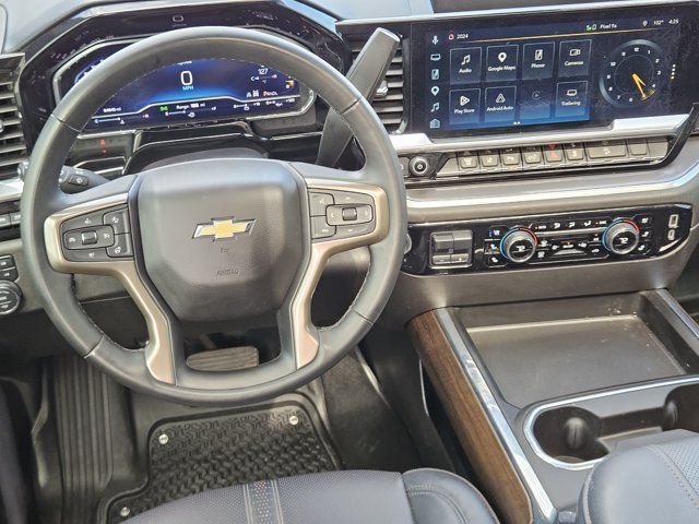 Used 2024 Chevrolet Silverado 3500 High Country w/ High Country Premium Package AWD/4WD image 27