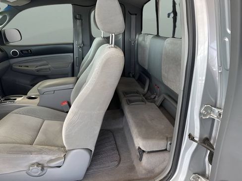 Used 2006 Toyota Tacoma PreRunner RWD image 13