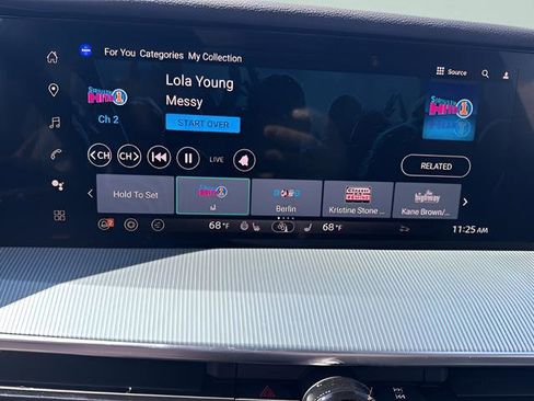 New 2025 Nissan Murano SL image 12