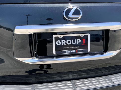 Used 2023 Lexus GX 460 Premium w/ Premium Package AWD/4WD image 10