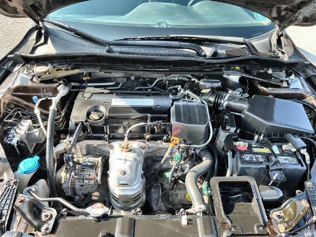 Used 2016 Honda Accord EX image 27