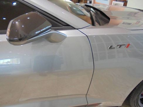 Used 2023 Chevrolet Camaro LT w/ Technology Package image 23