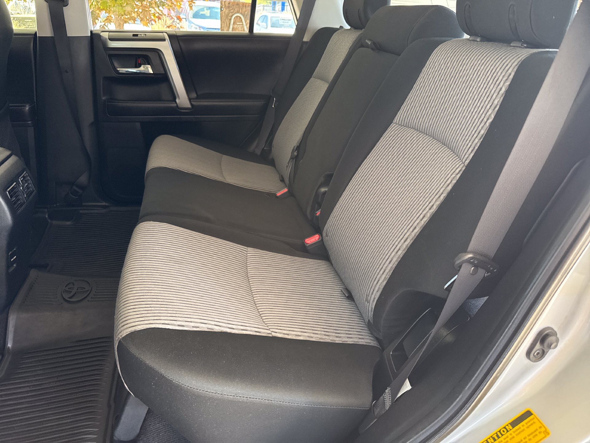 Used 2017 Toyota 4Runner SR5 AWD/4WD image 21