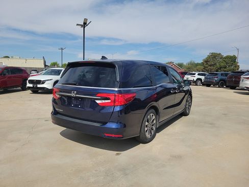 Used 2024 Honda Odyssey EX-L image 7