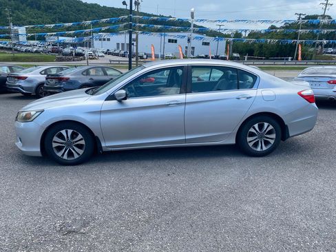 Used 2014 Honda Accord LX image 4