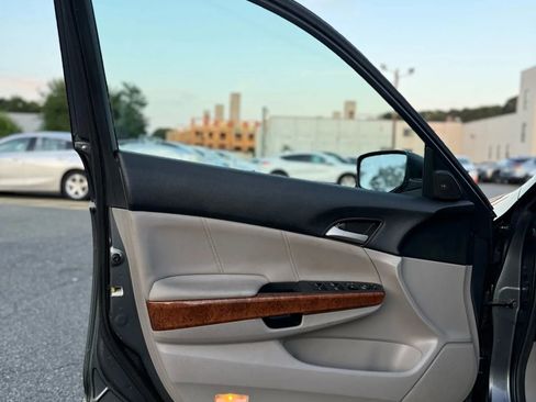 Used 2012 Honda Accord EX-L image 38