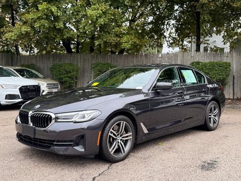 Used 2023 BMW 530i xDrive w/ Premium Package AWD/4WD image 2