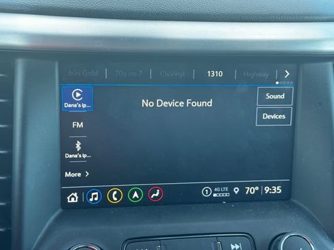 Used 2022 GMC Acadia SLT w/ LPO, Floor Liner Package AWD/4WD image 32