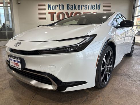 New 2026 Toyota Prius Plug-In Hybrid image 6