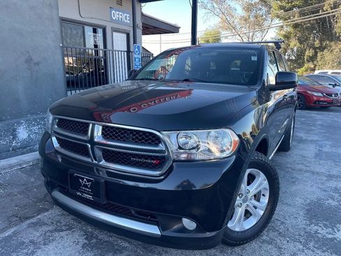 Used 2013 Dodge Durango SXT w/ Trailer Tow Group IV AWD/4WD image 1
