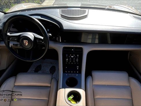 Used 2021 Porsche Taycan 4S image 14