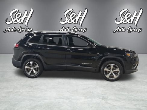 Used 2020 Jeep Cherokee Limited image 19