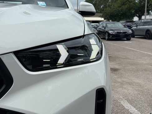 New 2027 BMW X6 xDrive40i w/ Executive Package AWD/4WD image 9
