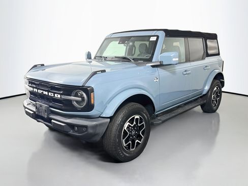 Used 2021 Ford Bronco Outer Banks AWD/4WD image 4