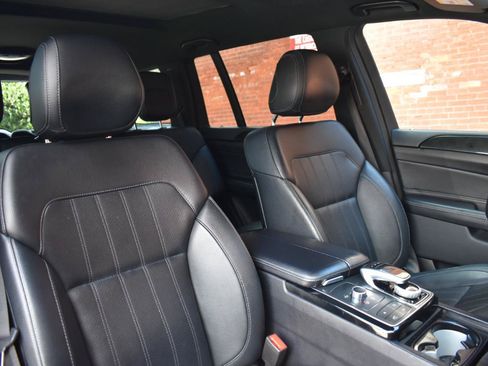 Used 2019 Mercedes-Benz GLS 450 4MATIC image 25