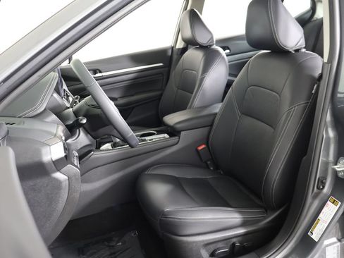 Used 2023 Nissan Altima 2.5 SL FWD image 30
