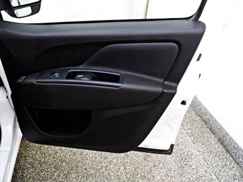 Used 2019 RAM ProMaster City Tradesman FWD image 10