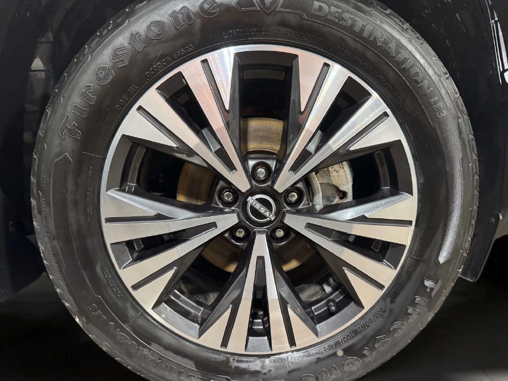 Used 2023 Nissan Rogue SV AWD/4WD image 26