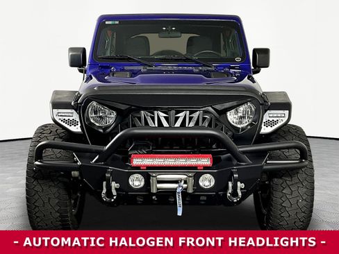 Used 2019 Jeep Wrangler Unlimited Rubicon w/ Cold Weather Group AWD/4WD image 2