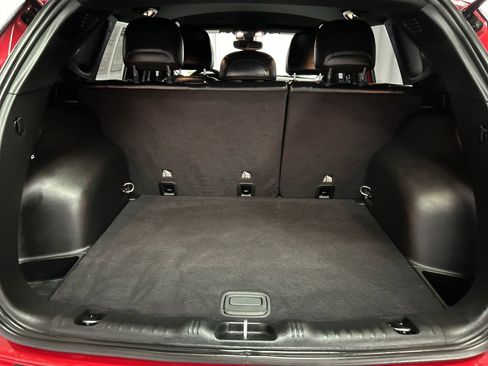 Used 2023 Jeep Compass Limited image 23