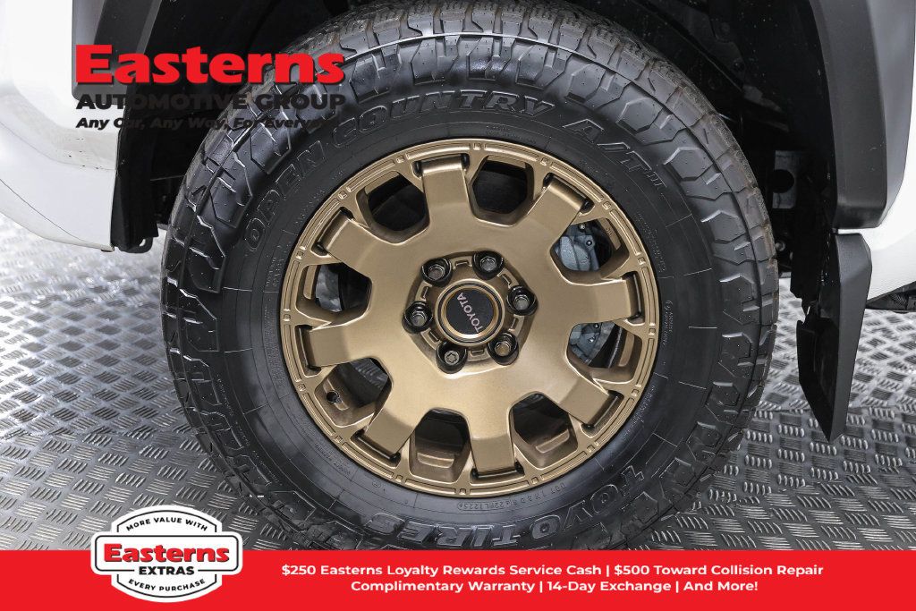 Used 2025 Toyota 4Runner Trailhunter AWD/4WD image 35