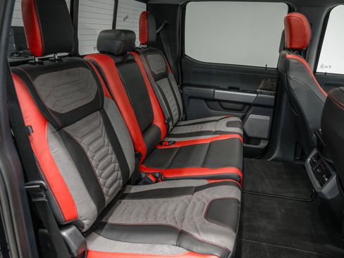 Used 2025 Ford F250 Lariat w/ Lariat Ultimate Package image 39