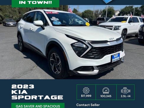 Used 2023 Kia Sportage LX image 2