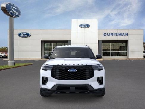 New 2026 Ford Explorer ST-Line w/ ST-Line Street Pack image 2