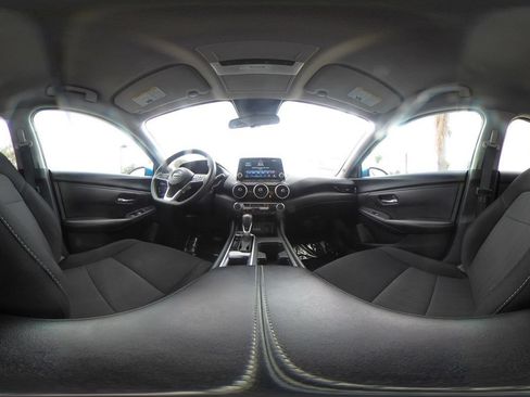 Used 2025 Nissan Sentra SV FWD image 41