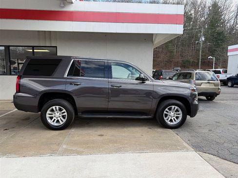 Used 2016 Chevrolet Tahoe 4WD w/ Remote Keyless Entry Package image 2