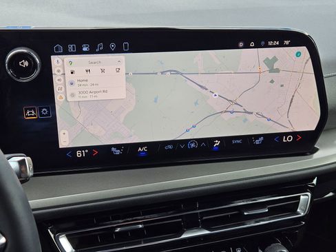 Certified 2026 Chevrolet Traverse LT w/ Driver Confidence Package image 19