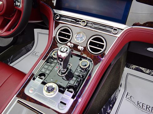 Used 2023 Bentley Continental GT Azure AWD/4WD image 34