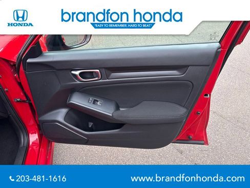 Used 2022 Honda Civic Sport image 8