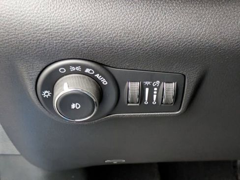 New 2026 Jeep Compass Limited w/ Sun, Sound & Navigation Group image 14