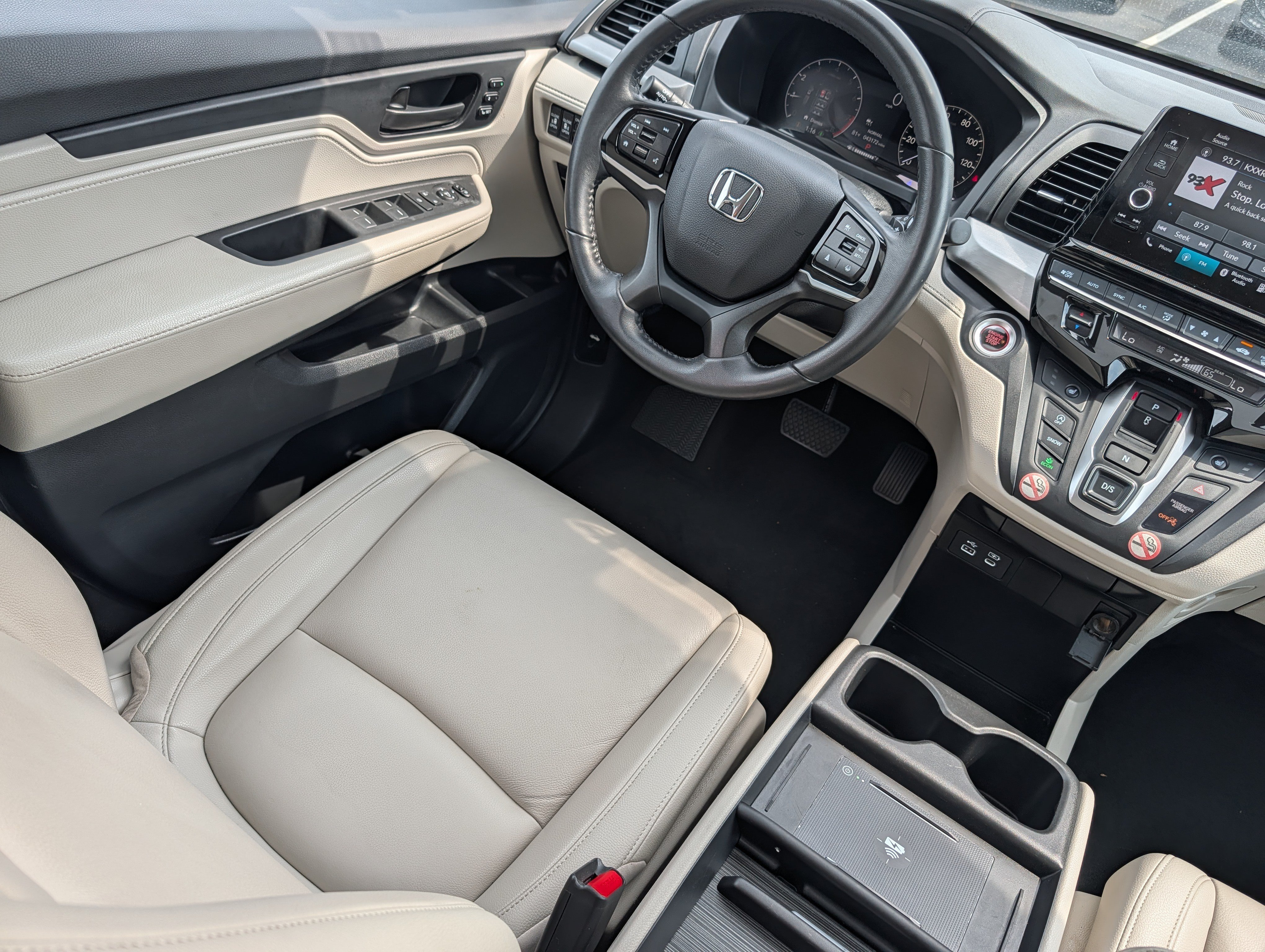 Used 2025 Honda Odyssey EX-L image 9