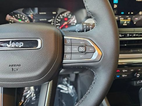 Used 2024 Jeep Compass Limited AWD/4WD image 38