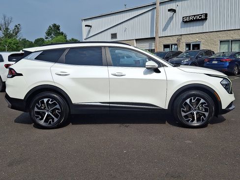 Used 2023 Kia Sportage EX w/ EX Premium Package image 7