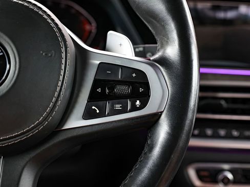 Used 2021 BMW X5 xDrive40i w/ M Sport Package image 24