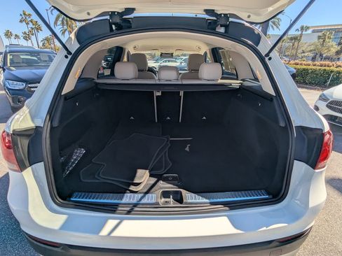 Certified 2022 Mercedes-Benz GLC 300 4MATIC w/ Premium Package Lite image 24