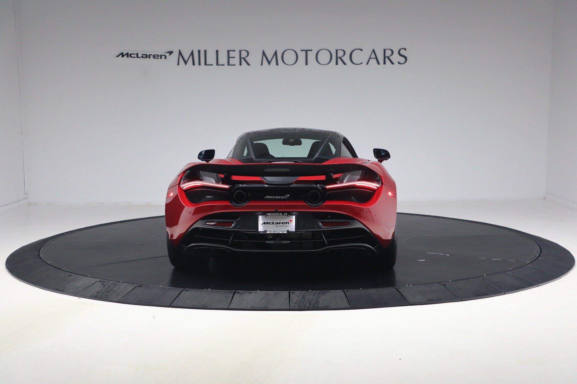 Used 2019 McLaren 720S Performance RWD image 5