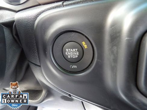 Used 2020 Jeep Wrangler Sport image 22