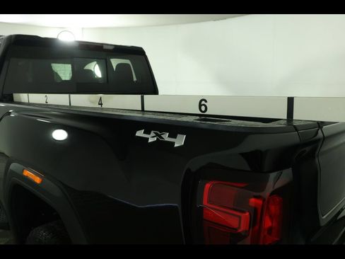 Certified 2025 GMC Sierra 2500 SLE w/ SLE Value Package; AWD/4WD image 15