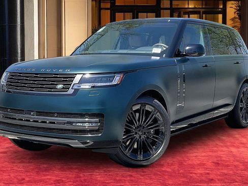 New 2026 Land Rover Range Rover Long Wheelbase SE AWD/4WD image 1