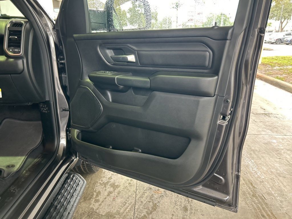 New 2025 RAM 1500 Tradesman AWD/4WD image 25