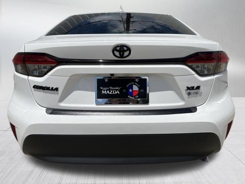Used 2026 Toyota Corolla XLE FWD image 7
