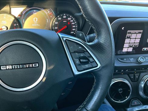 Used 2018 Chevrolet Camaro SS RWD image 12